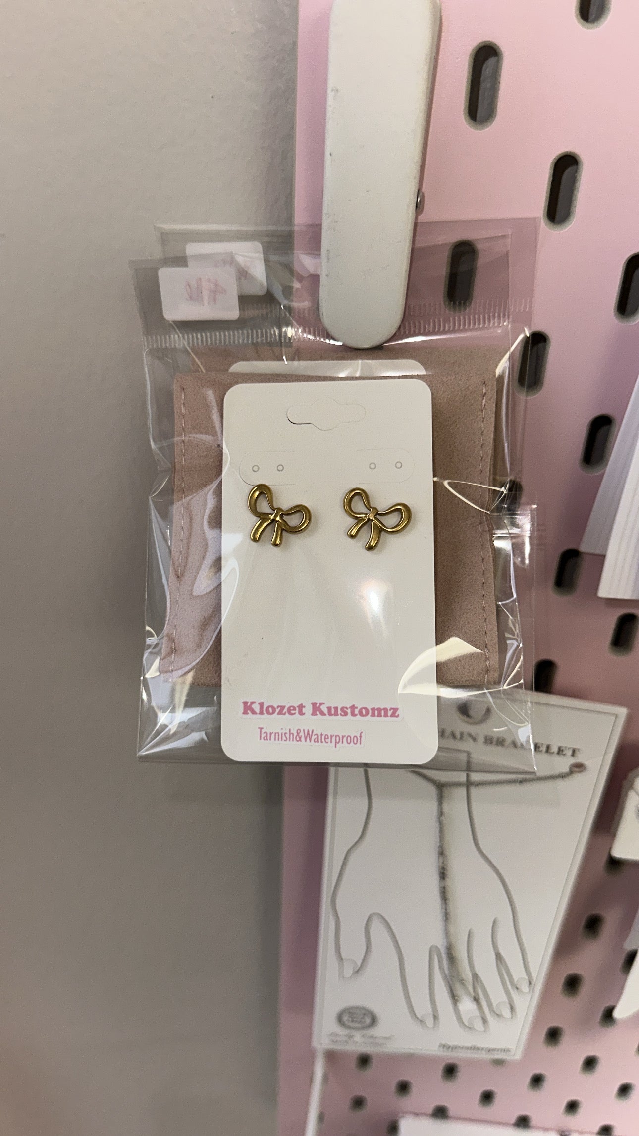 Mini Bow Studs